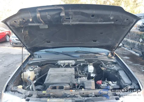 2010 Ford Escape Limited z USA, uszkodzony, nr VIN 1FMCU0EG5AKA03534